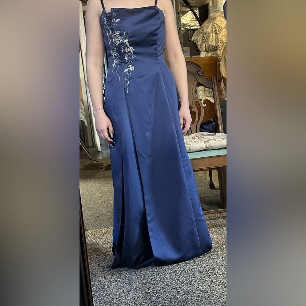 Blue prom/ bridesmaid dress